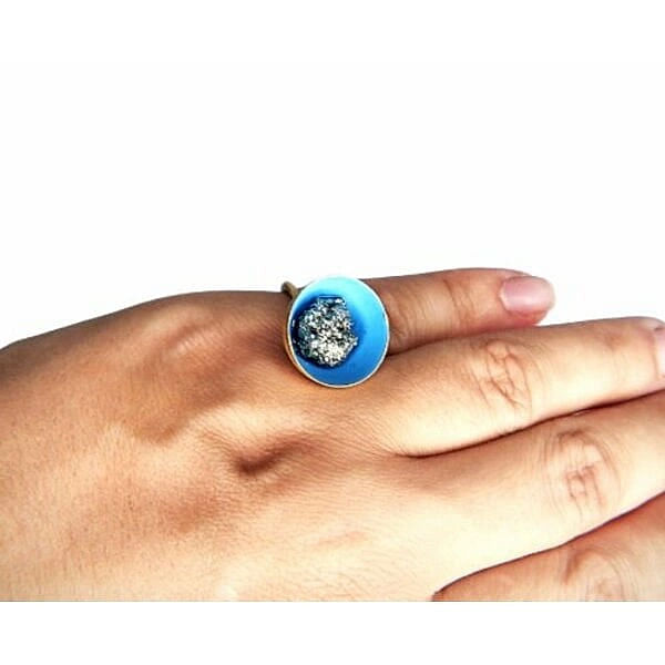 Δαχτυλίδι γυναικείο με πυρίτη - 10777,Βρείτε μοναδικά χειροποίητα κοσμήματα και το χειροποίητο μπλε γυναικείο δαχτυλίδι με πυρίτη - 10777 στο candiashop.gr - Unique Handmade Jewelry for Women